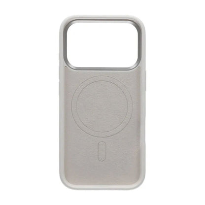 Mobile Case Silicone with Magsafe for iPhone 17 Pro - White